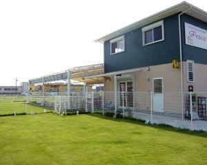 ENTRANCE03